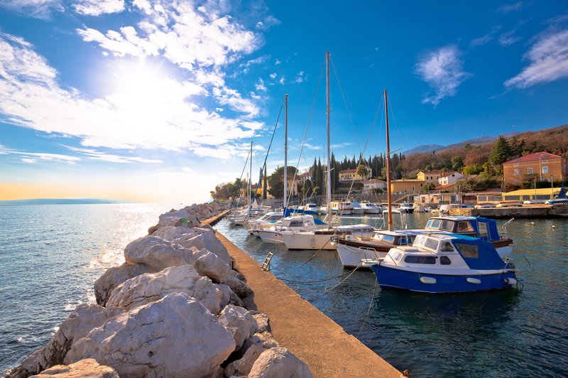 Naša soseda v pričakovanju prvega VEČJEGA vala turistov (foto: Profimedia)