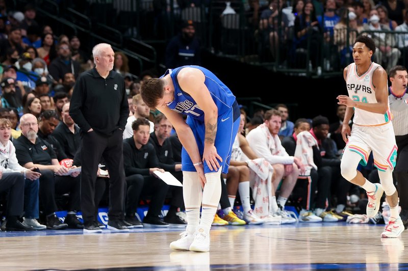 VIDEO: Luka Dončić se je poškodoval! (foto: Profimedia)