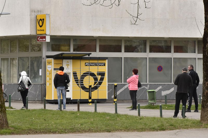 Pozor, to storitev vam Pošta Slovenije lahko dodatno zaračuna (foto: Bobo)