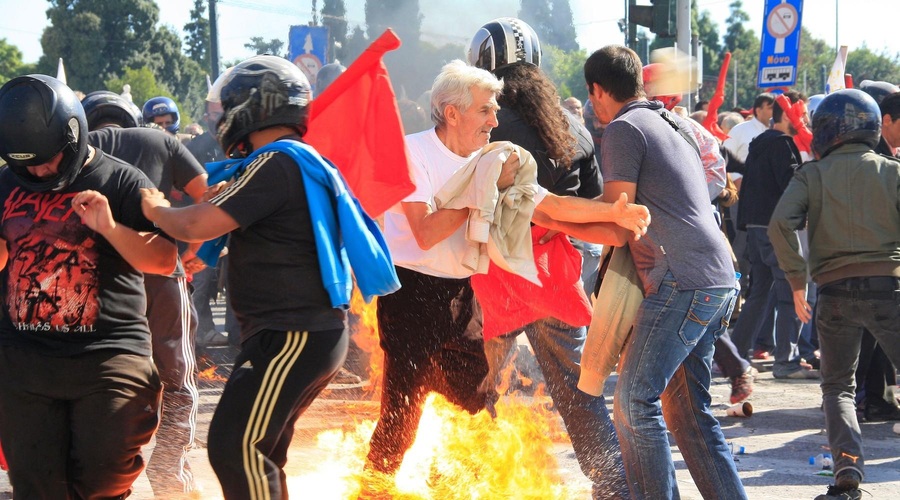 Evropa v znamenju prvomajskih shodov, a tudi izgredov (foto: Profimedia)