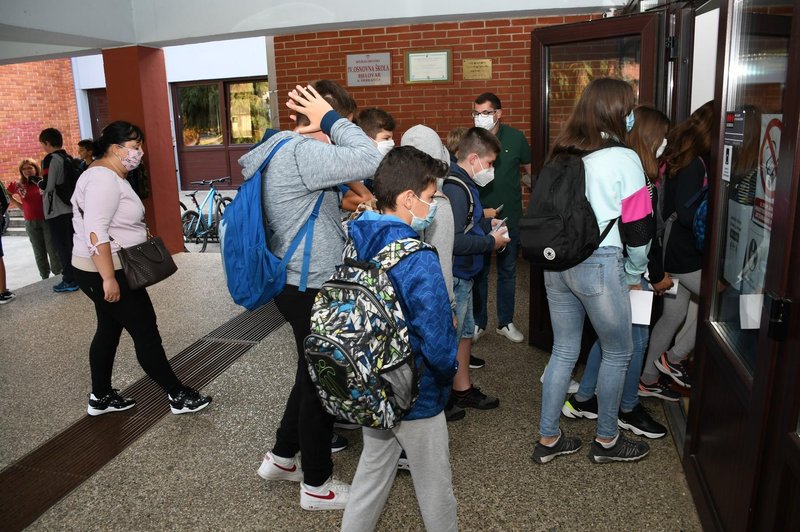 Na zagrebških šolah panika zaradi hepatitisa A (foto: Profimedia)