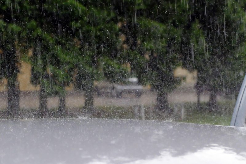 Na Štajerskem besnelo neurje, marsikje so morali posredovati gasilci (foto: Bobo)