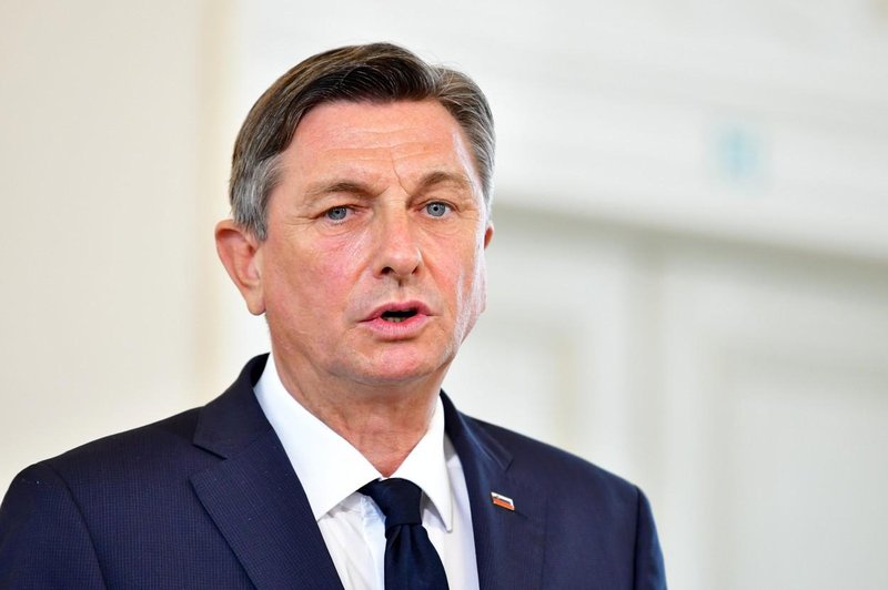 Pahor bo Zvezi slovenskih društev na Hrvaškem vročil TO (foto: Profimedia)