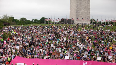 Američani na nogah: "Protestiramo, da nas bodo jasno slišali."