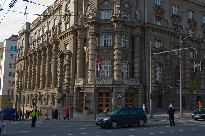 Preplah v Beogradu: groženj z bombnim napadom je vse VEČ, znana tudi vsebina grozilnega pisma (foto: Profimedia)