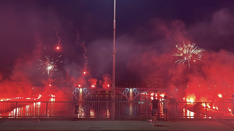 (VIDEO) Tako VELIČASTNO so se v Mariboru poklonili Marcosu Tavaresu