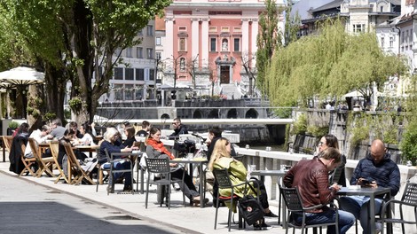 Kaj pravijo vremenoslovci, so po obilici sonca spet možni nalivi?