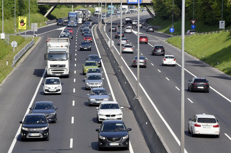 Bodo zaradi avstrijskega praznika na slovenskih cestah zopet zastoji? (foto: Sta foto)