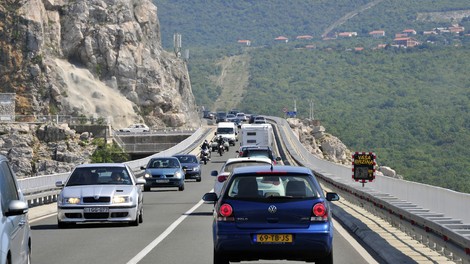 Zgradili bodo nov most na med Slovenci priljubljeni otok Krk: imel bo kar dve etaži! (Poglejte, kdaj bo zgrajen)