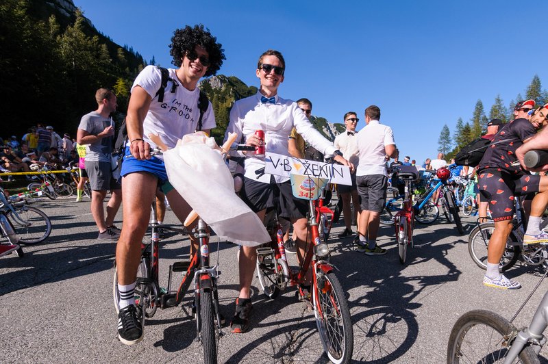 Na Vršič s ponijem prigonil tudi znan slovenski športnik (foto: BOBO)