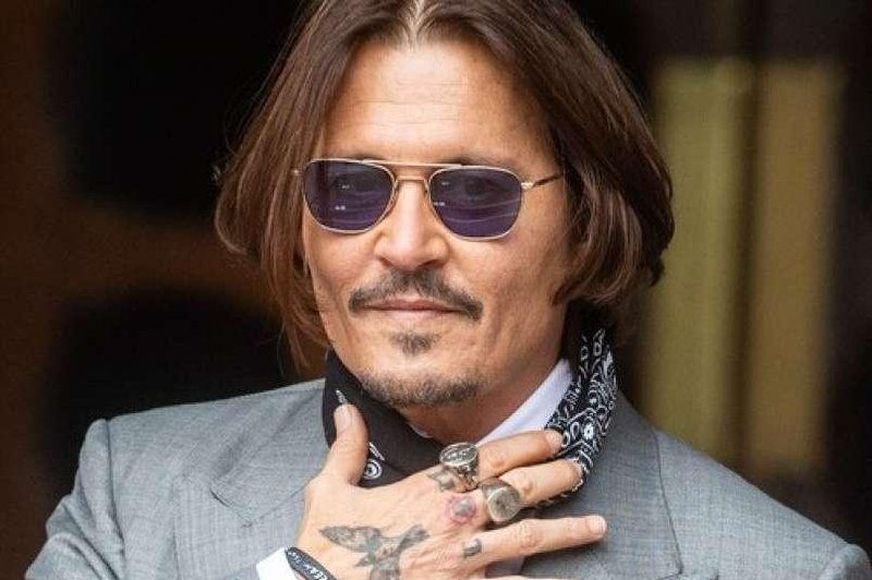 Johnny Depp je zmago na sodišču proslavil z večerjo za 60 tisoč evrov! Kaj je jedel? (foto: Profimedia)