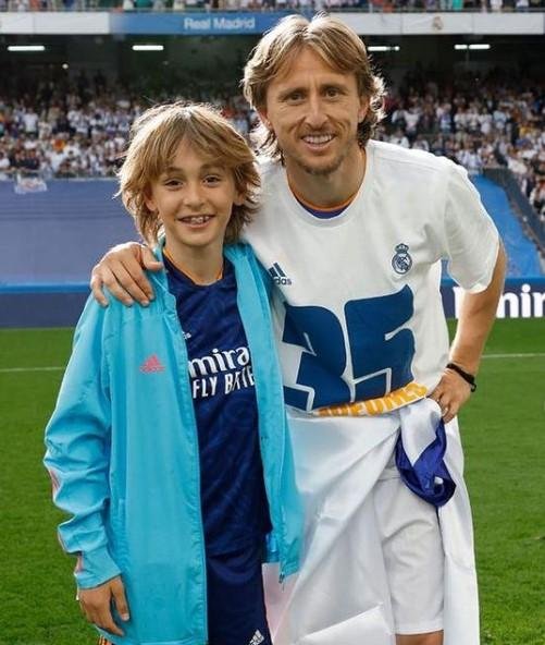 Sin Luke Modrića praznuje: poglejte, kako sta si podobna (foto: Instagram/Luka Modrić)