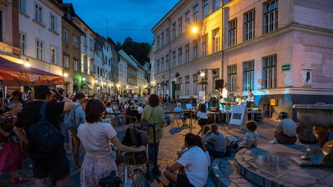 Kje vse boste lahko TO POLETJE uživali v BREZPLAČNIH koncertih?