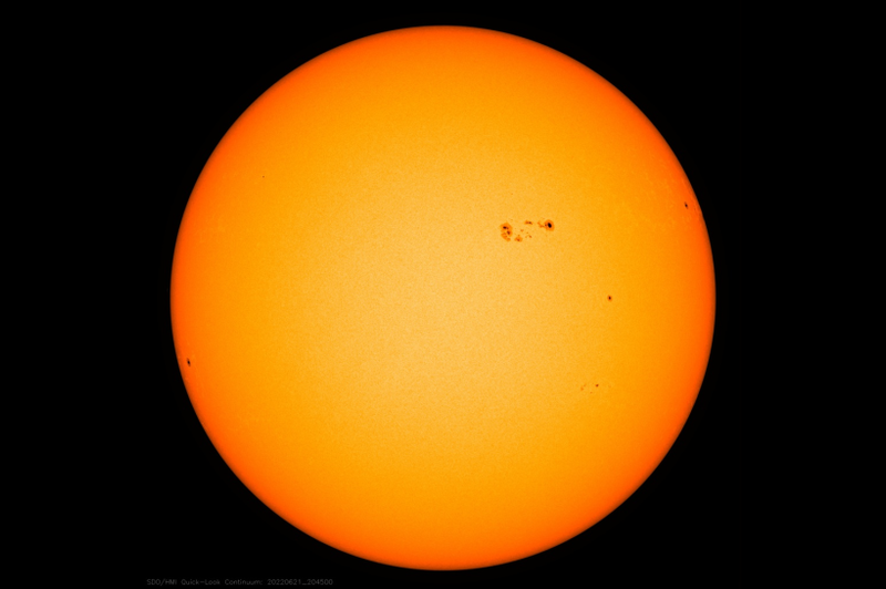 Ogromna pega na Soncu bo zdaj zdaj izbruhnila! Kakšne bodo posledice? (foto: NASA/SDO)