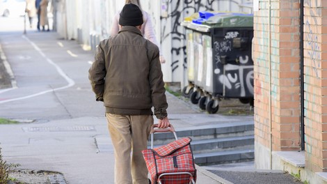 Dobra novica za upokojence: pokojnine bodo višje že veliko prej