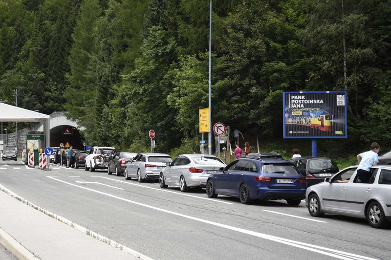 Kakšne so čakalne dobe na meji s Hrvaško? (foto: Bobo)