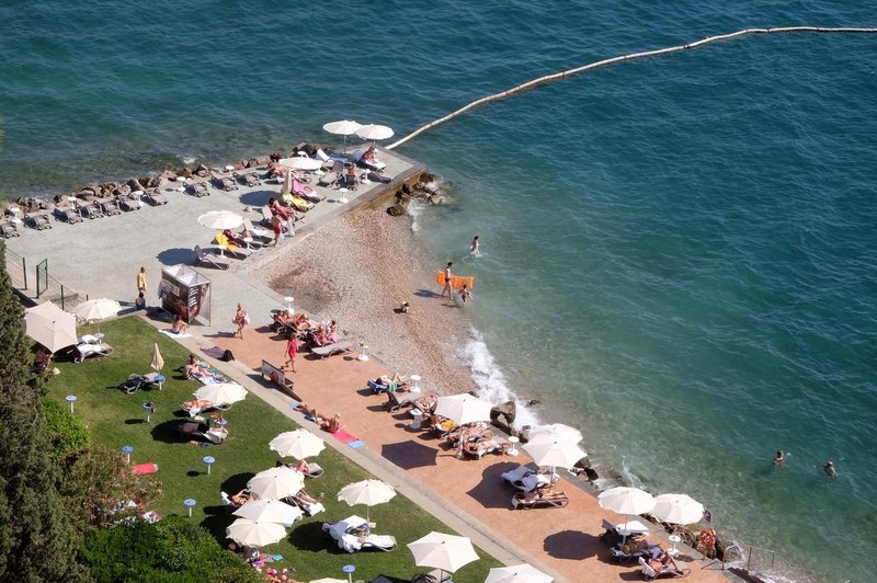 Ponoči se je na plaži v Portorožu zgodil množični pretep (foto: Profimedia)