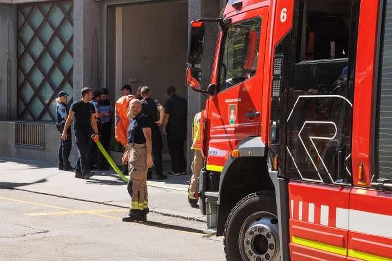 Preplah: državne ustanove prejele pošiljke z belim prahom (foto: STA)