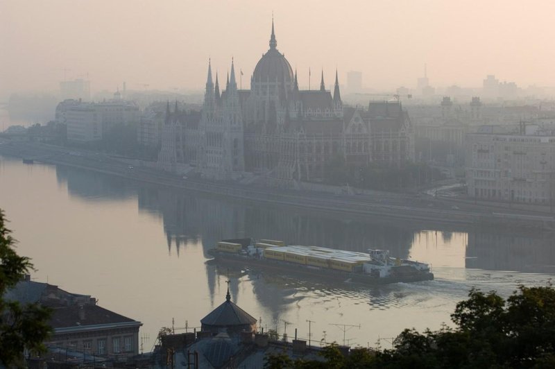 Rdeči alarm za Madžarsko, kaj se dogaja? (foto: Profimedia)