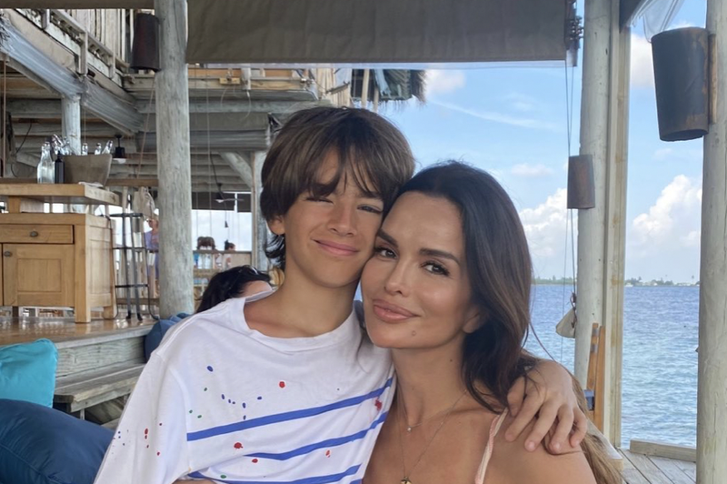 Severina objavila fotografijo s sinom: "Oče mojega otroka mi je poskušal na vse načine preprečiti, da bi bila mama." (foto: Instagram/Severina)