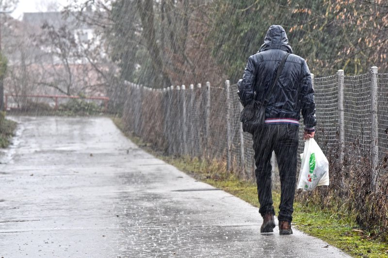 Na Gorenjskem potekajo priprave na nalive: "Upamo, da ne bo tako hudo, kot obljubljajo" (foto: Bobo)