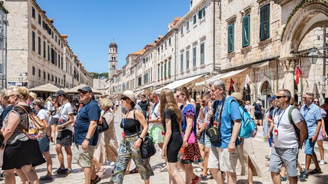 Precenjeno, drago, dolgočasno: to so hrvaška mesta, ki turiste najbolj razočarajo