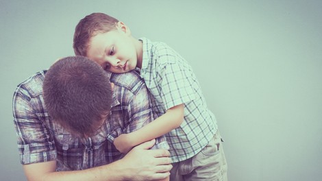 Pomagajmo mladi družini iz Medvod: izgubili so mamico, oče ostal sam