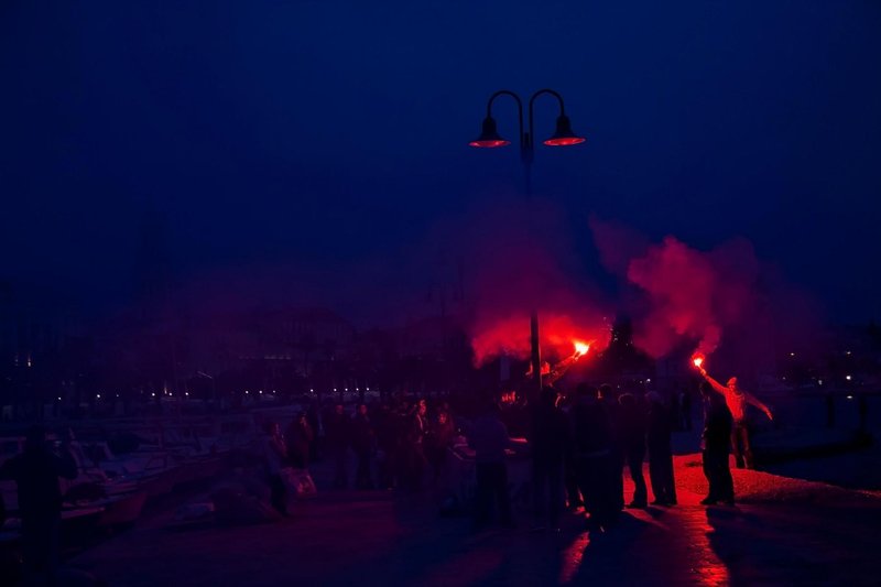 VIDEO: Splitski navijači v središču mesta sejali strah (foto: Profimedia)