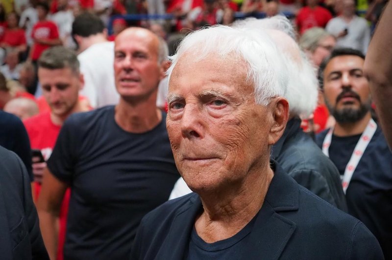 Giorgio Armani je moral nujno zapustiti svoj dom (foto: Profimedia)