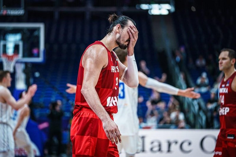 Bizarno! Košarkarski svet se čudi redko videnemu dogodku: so na delu višje sile!? (foto: FIBA)