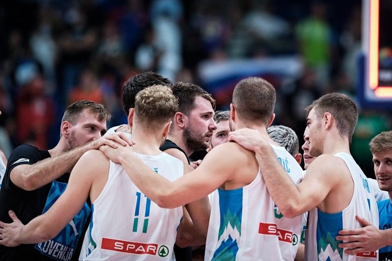 Panika: Luka Dončić si je zvil gleženj (foto: FIBA)