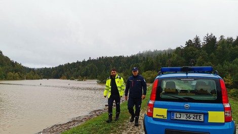 Gasilci so imeli polne roke dela zaradi poplav, se bo vreme v prihodnjih dneh umirilo?