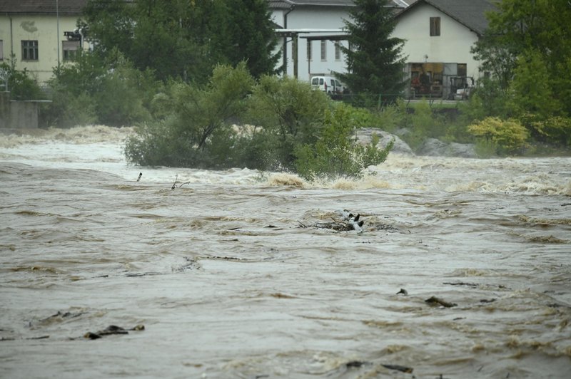 Ponoči še možni nalivi: kdaj bo dež končno ponehal? (foto: Bobo)