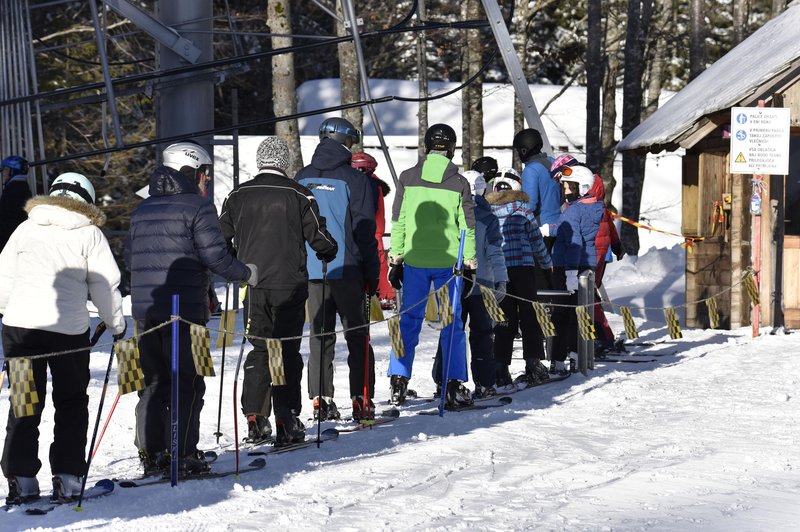 Slaba novica za ljubitelje smučanja: lahko se zgodi, da bodo ZAPRLI slovenska smučišča! (foto: Bobo)