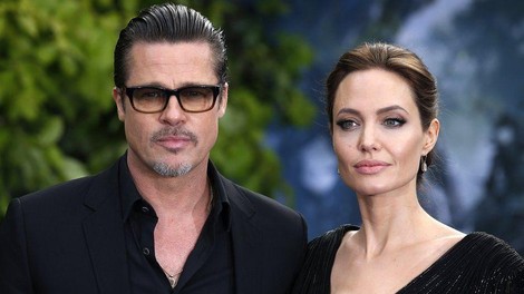 Angelina Jolie šokirala z novo tetovažo: tetovator razkril njen pomen in kakšno povezavo ima z Bradom Pittom