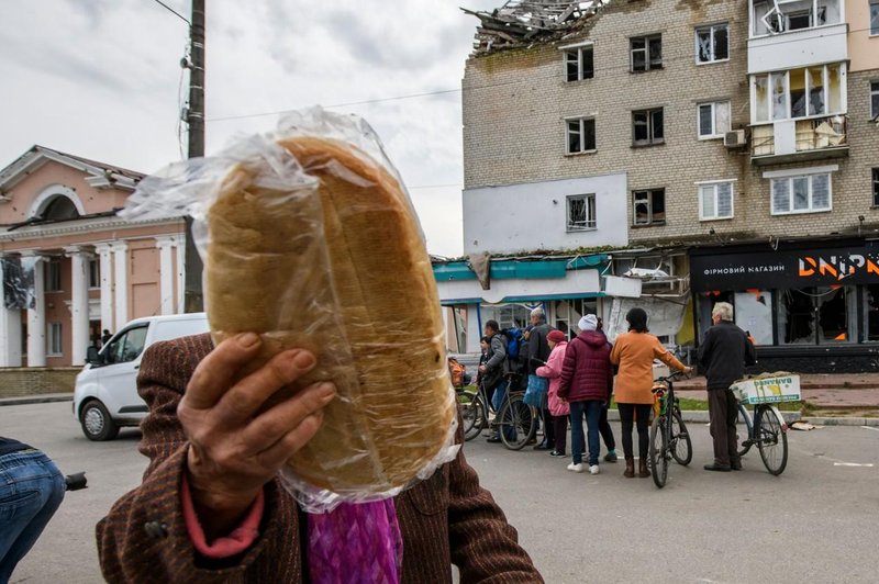 V le nekaj korakih lahko iz starega kruha pripravite povsem novo jed (foto: Profimedia)