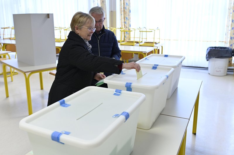 Je sploh še komu mar za župane? Katera občina je imela najvišjo udeležbo in kje so volivci raje ostali doma? (foto: Žiga Živulovič jr./Bobo)