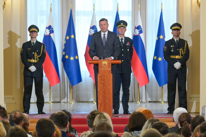 Pahor v Predsedniški palači zadnjič sprejel Slovence: "Vselej mi je bilo v čast ..." (foto: Tamino Petelinšek/STA)