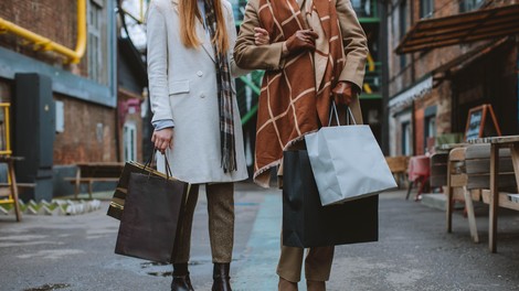 Kmalu prihaja Črni petek. Ali veste, kaj boste kupili?