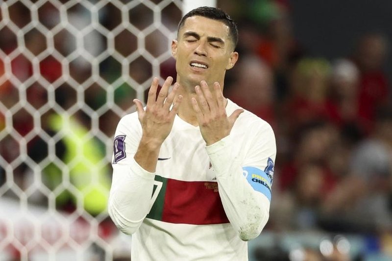 Je napočil čas za 'penzijo'? Cristiano Ronaldo zagotovo v šoku, Portugalec se je v Katarju znašel med - najslabšimi! (foto: Profimedia)