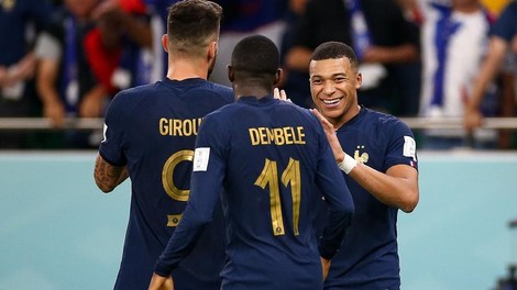 Zastrašujoča moč aktualnih prvakov, Francozi so se sprehodila do četrtfinala (Giroud in Mbappe za zgodovino)