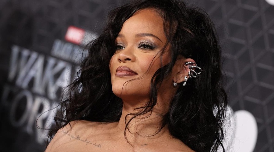 Rihanna objavila prvi posnetek sina, oboževalci pravijo, da je bolj podoben očetu (foto: Profimedia)