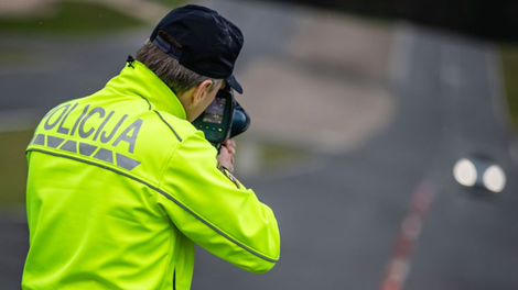 Policija bo prežala nad vozniki, ki so v lanskem letu hudo kršili predpise