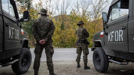 Razmere se zaostrujejo: zaprli mejni prehod med Kosovom in Srbijo