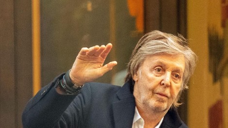 Paul McCartney se je za las izognil prometni nesreči