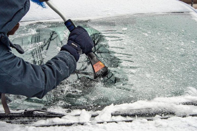 Vas zebe? To ni še nič! Poglejte, s čim nam bo vreme postreglo v tem tednu (foto: Profimedia)