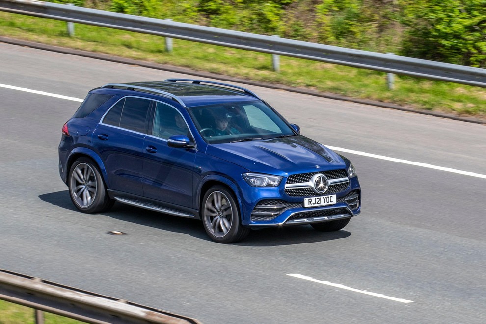 Mercedes-Benz GLE (2021) Avtomobil, ki je po raziskavi platforme prava nočna mora za lastnike. GLE, ki ponuja širok nabor motorjev, …