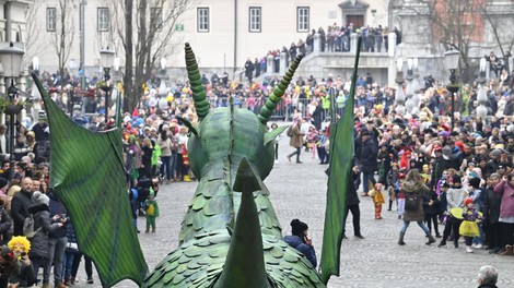 Ste na pustno soboto obiskali karneval? Poglejte fotografije, Slovenci so se to leto res izvirno našemili