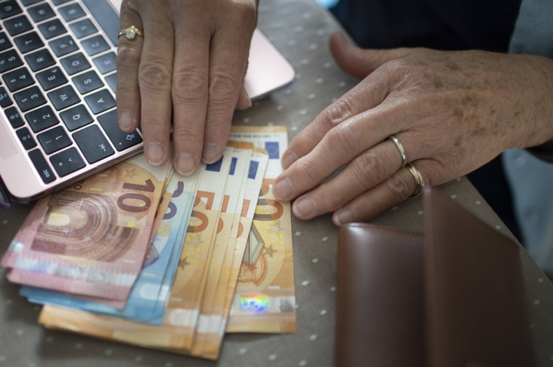 Nov plačni sistem: zaslužki bodo za nekatere zaposlene znatno višji (foto: Profimedia)