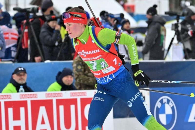 Slovenija slavi nov športni uspeh: Kaja Zorč navdušila in postala nova svetovna prvakinja v biatlonu! (foto: Profimedia)